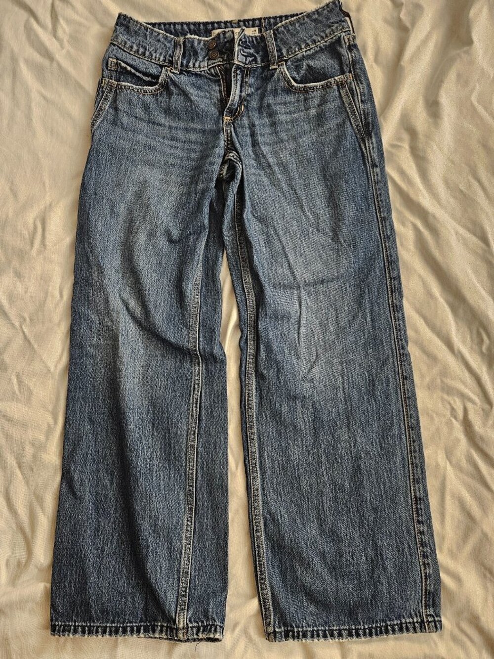 Hollister Low-Rise Baggy Jeans Light Blue Women’s Size 25 (0)